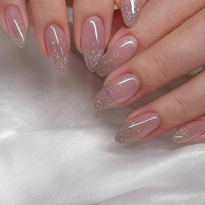 Detailing Brush Nail Art Technique : MasterClass